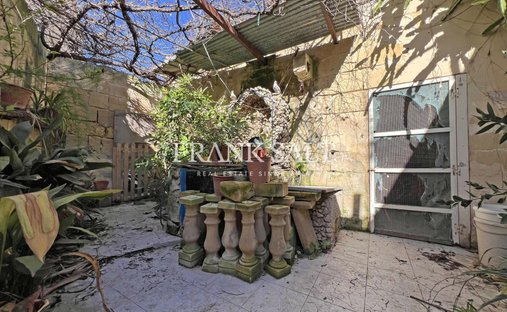 House in Tarxien, Malta 1