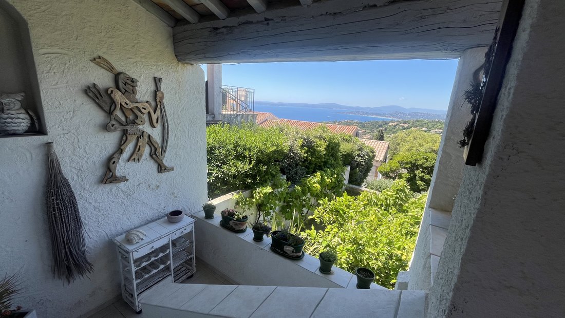 House in Les Issambres, Roquebrune-sur-Argens, France 4 - 17980324