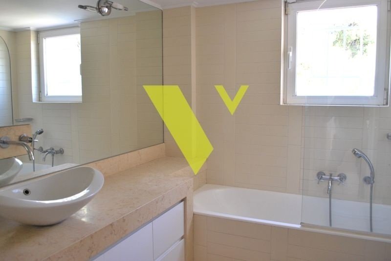 Apartment in Vouliagmeni, Attica, Greece 5 - 17976457