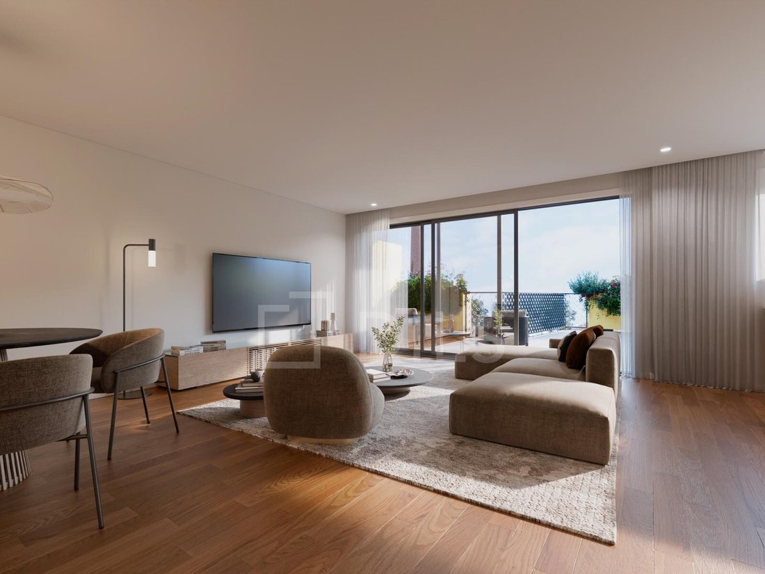 Apartment in Cedofeita, Santo Ildefonso, Se, Miragaia, Sao Nicolau e Vitoria, Porto District, Portugal 3 - 17977297