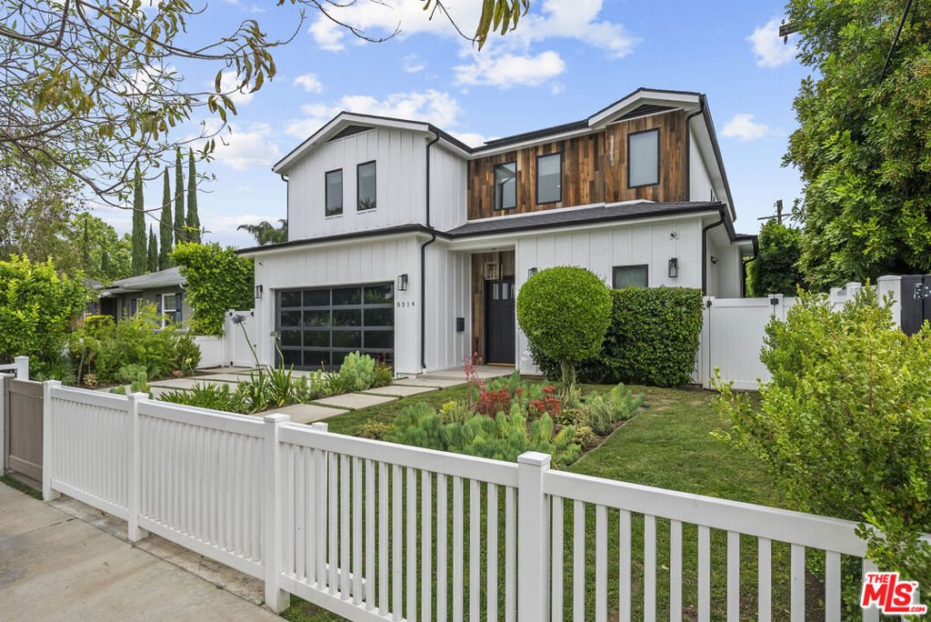 House in Los Angeles, California, United States 1 - 17975128