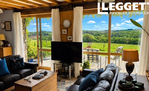 House in Loguivy-Plougras, Brittany, France 1