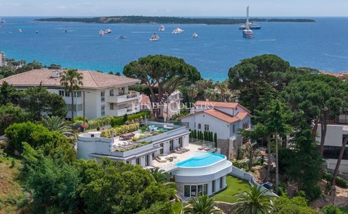 Villa in Cannes, Provence-Alpes-Côte d'Azur, France 1