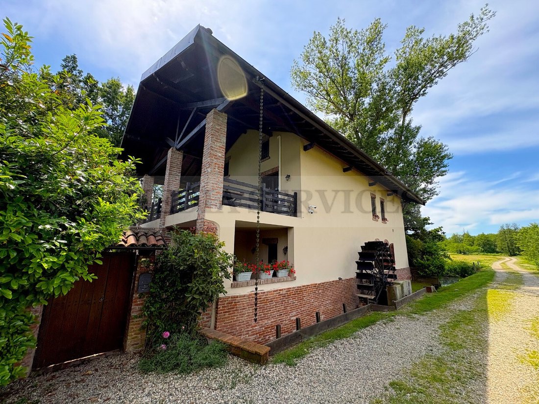 House in Gropello Cairoli, Lombardy, Italy 3 - 17980500