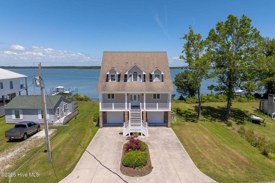 House in North Topsail Beach, North Carolina, United States 3 - 17977260