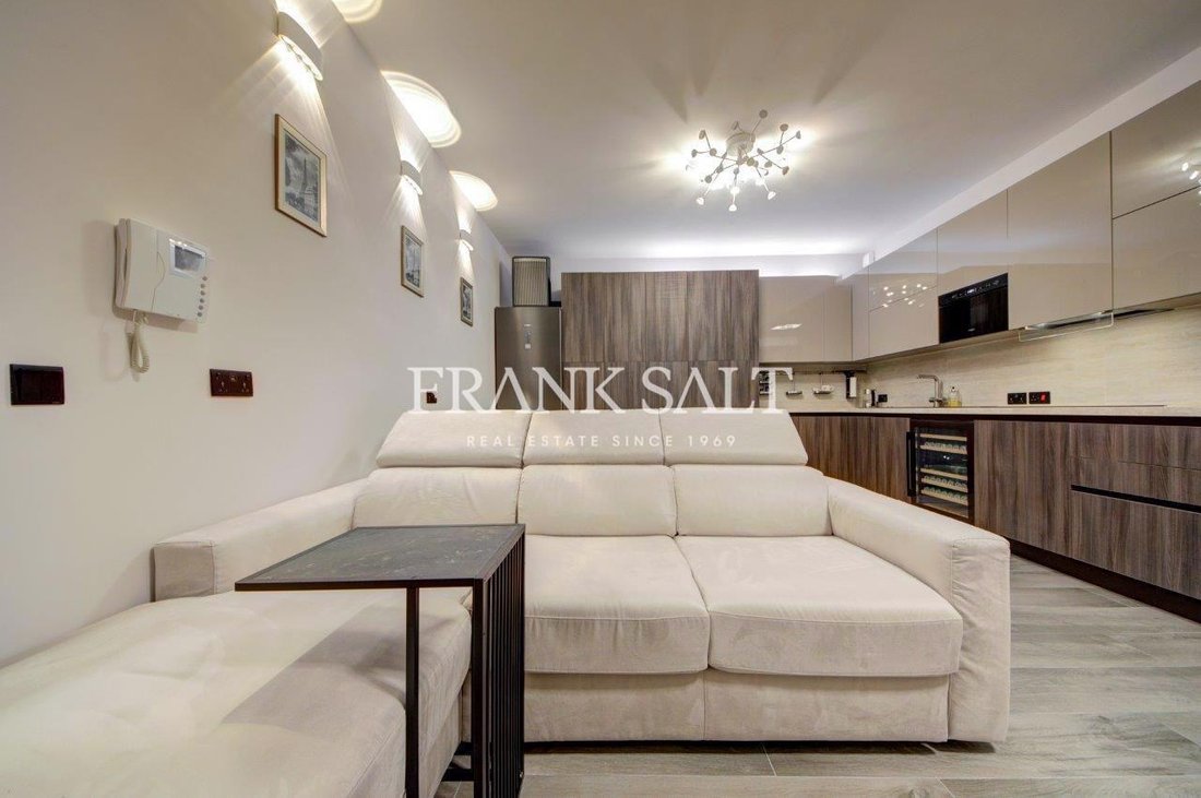 Apartment in Saint Julian's, Malta 4 - 14763040