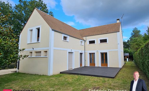 Villa in Houdan, Ile-de-France, France 1