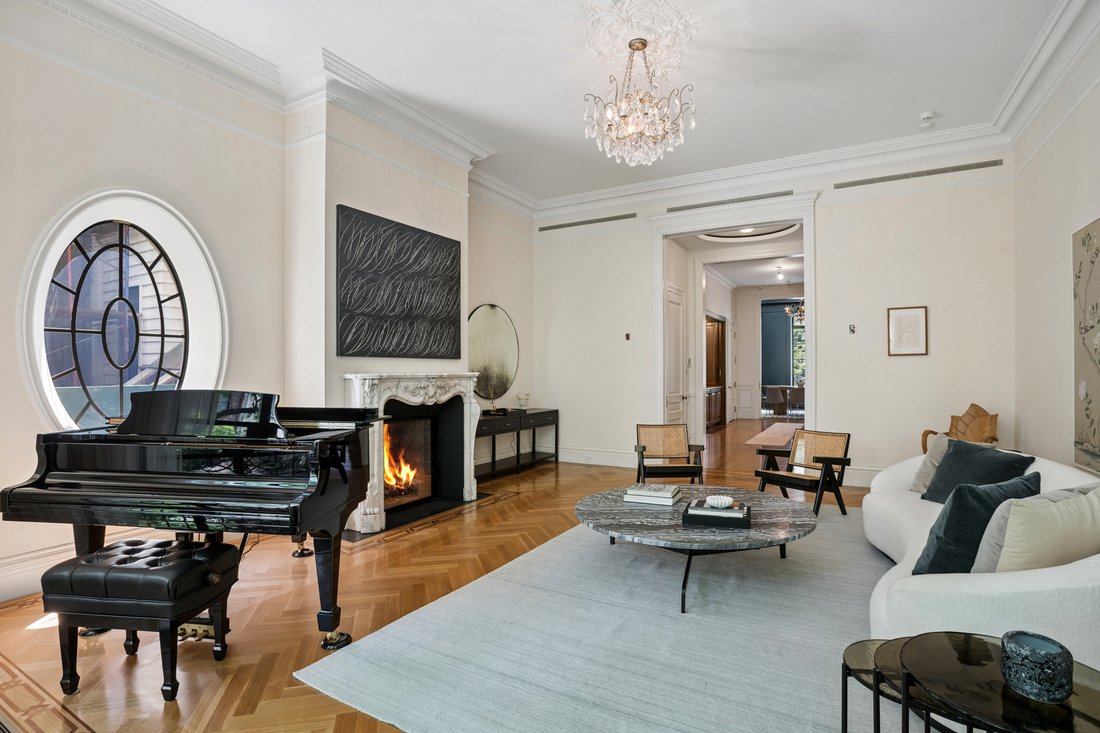 House in New York, New York, United States 2 - 17976320