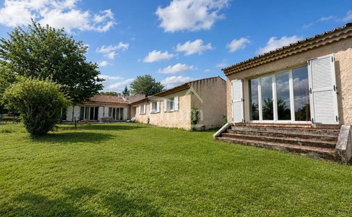 House in Quartiers Nord-Les Chaumianes-Le Thor, Sisteron, France 1