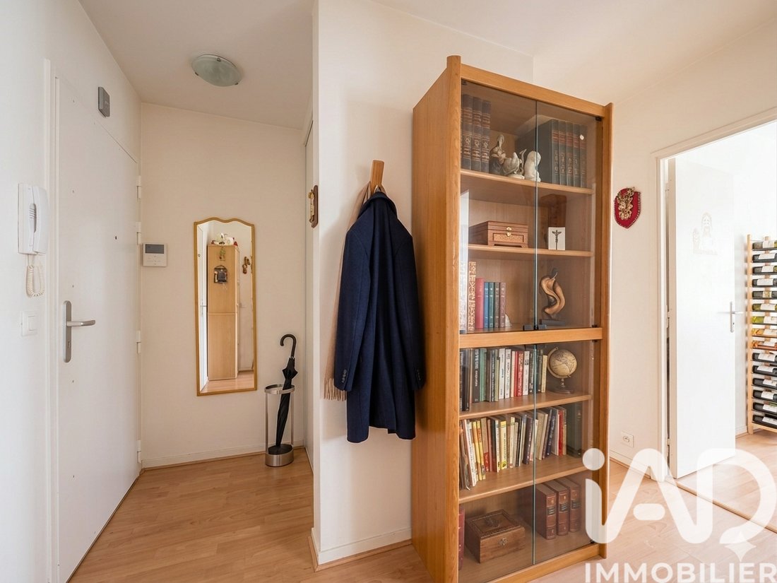 Apartment in Perouses, Paris, Ile-de-France 2 - 17980805