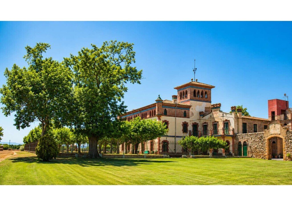 House in Castello d'Empuries, Catalonia, Spain 2 - 17978466