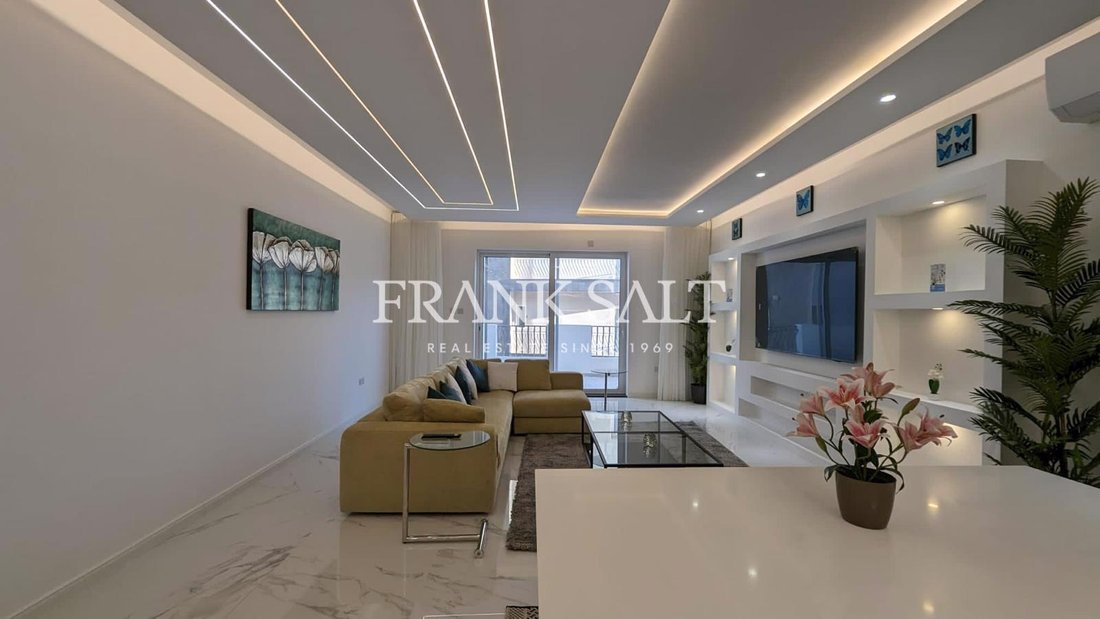Apartment in Saint Julian's, Malta 1 - 17966808