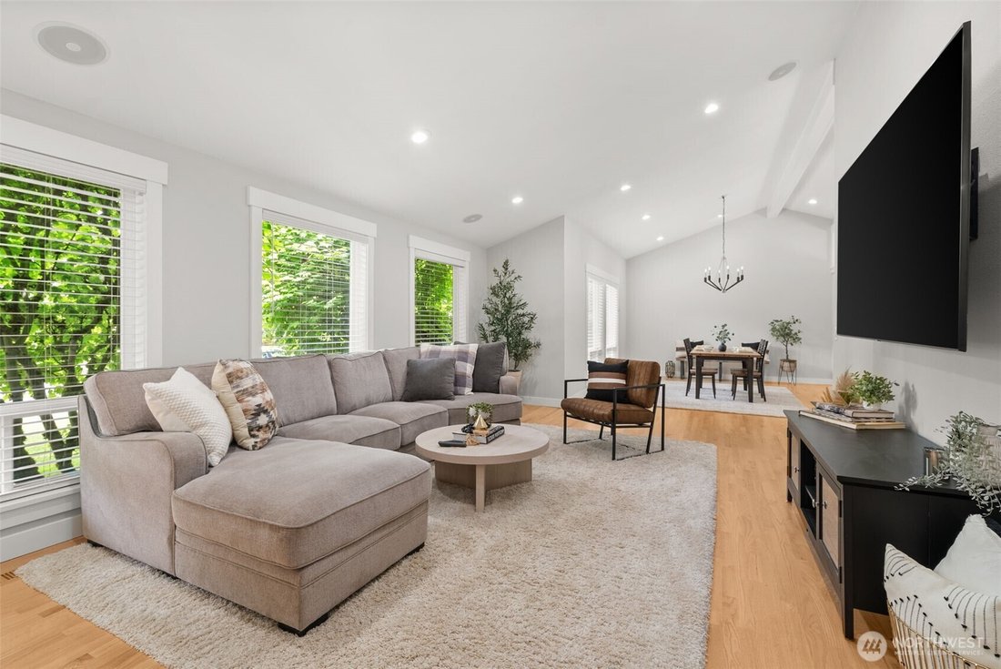 House in Bellevue, Washington, United States 5 - 17981280