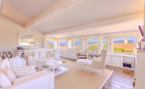 Appartamento a Saint-Tropez, Provenza-Alpi-Costa Azzurra, Francia 1