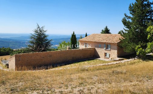 Villa in Noyers-sur-Jabron, Provence-Alpes-Côte d'Azur, France 1