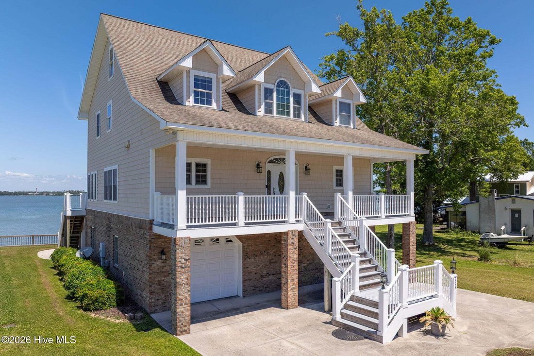 House in North Topsail Beach, North Carolina, United States 4 - 17977260