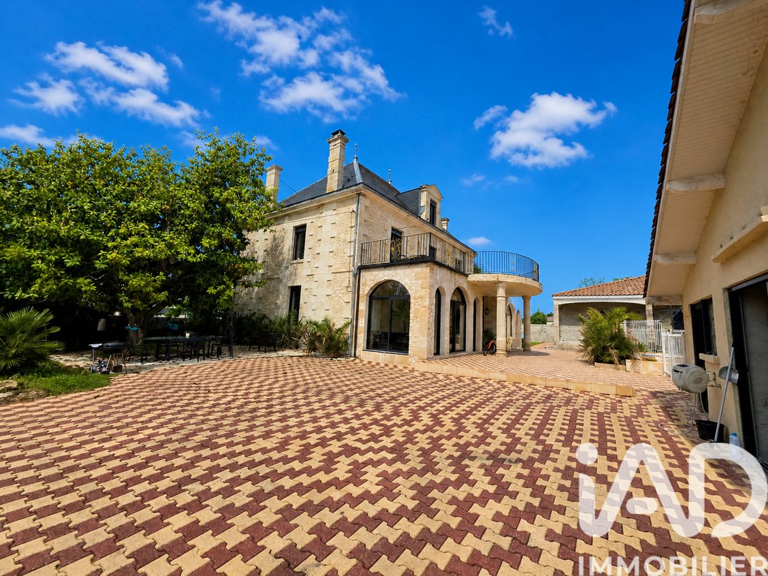 House in Cavignac, Nouvelle-Aquitaine, France 2 - 17980884