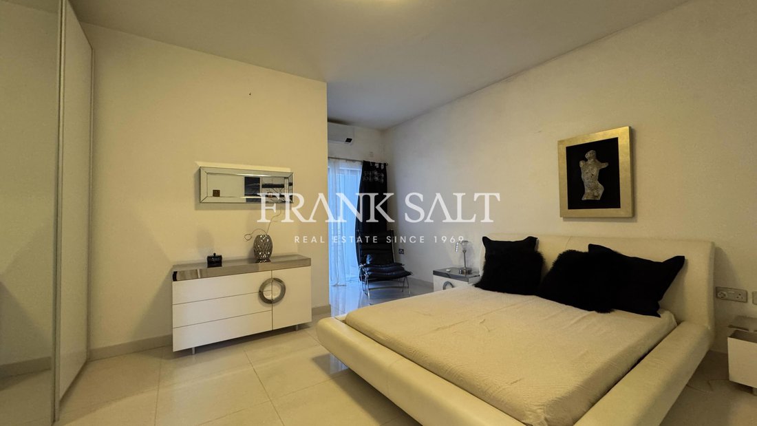 Apartment in Saint Julian's, Malta 5 - 15672866