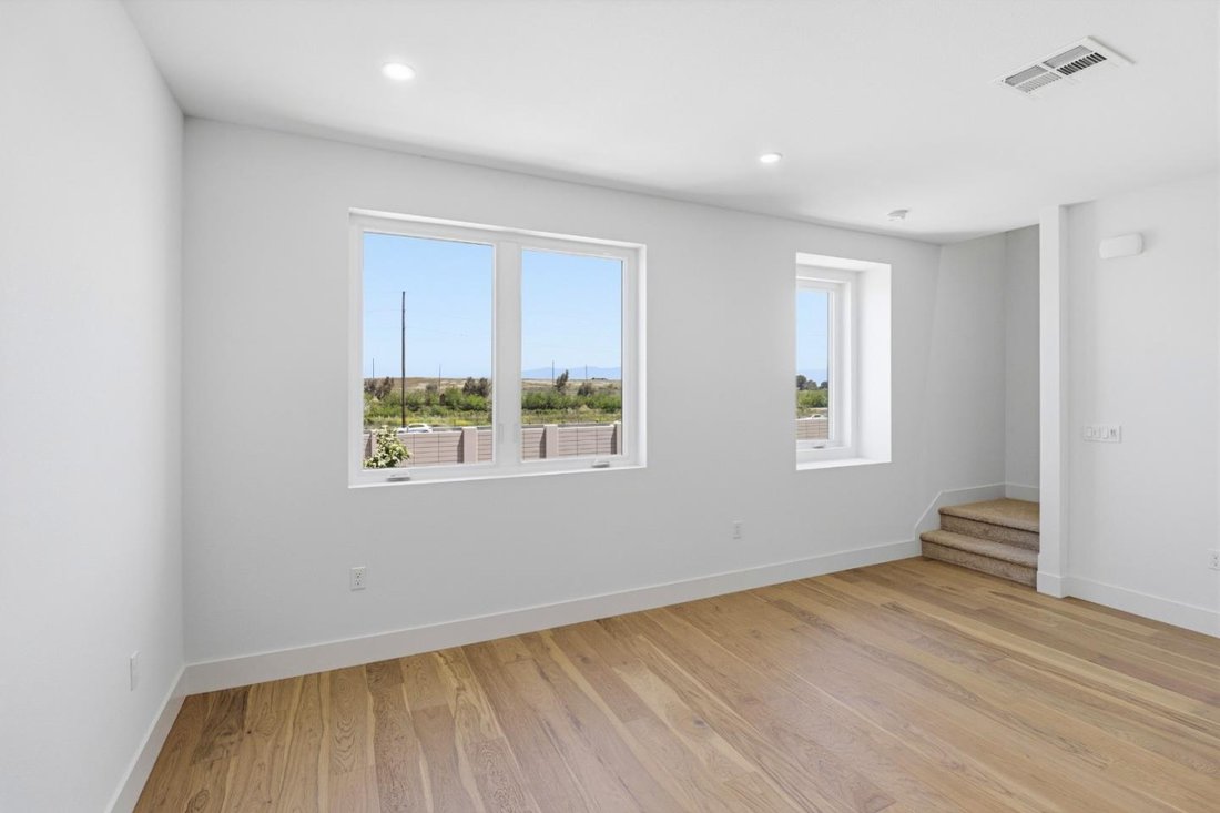 Townhouse in East Palo Alto, California, United States 3 - 17979166