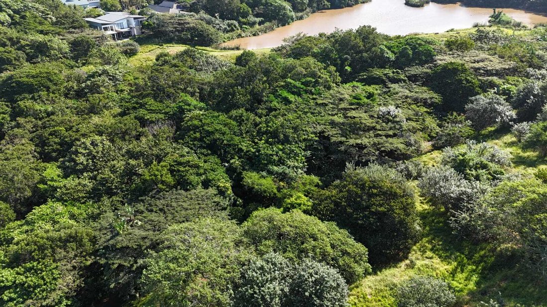Land in Simbithi Eco Estate, KwaZulu-Natal, South Africa 1 - 17977515