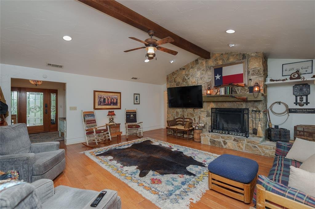 House in Lantana, Texas, United States 5 - 17979314