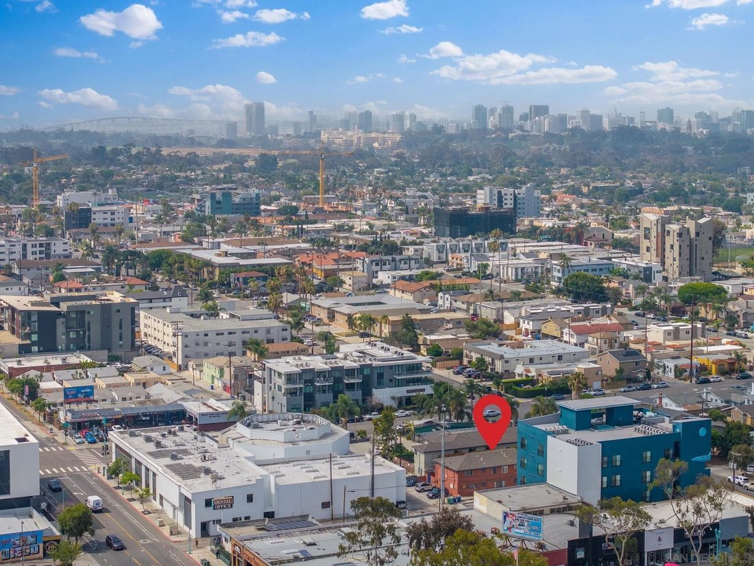 San Diego, California, United States 5 - 17975426