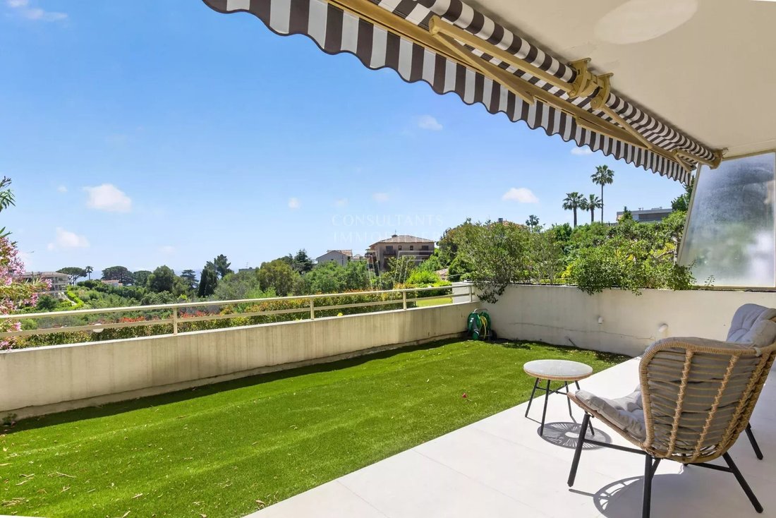 Apartment in Cannes, Provence-Alpes-Côte d'Azur, France 2 - 17976568
