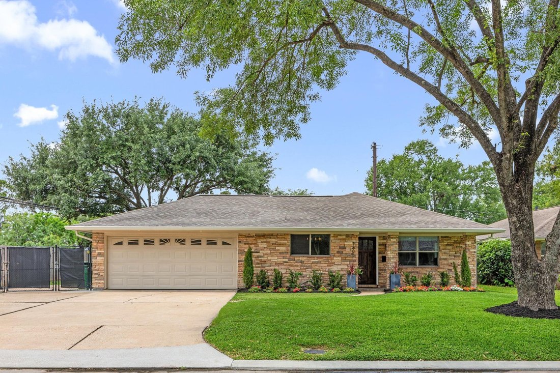 House in Houston, Texas, United States 4 - 17975744