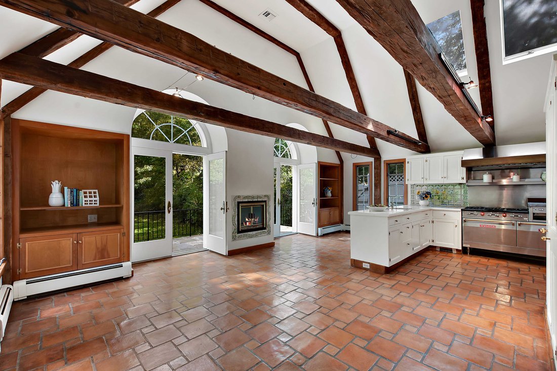 House in Bedford, New York, United States 5 - 17981042