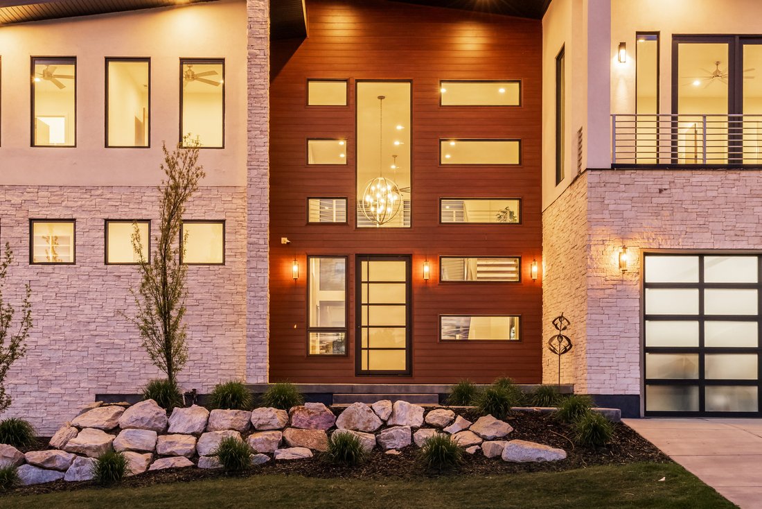 House in Sandy, Utah, United States 2 - 17295628
