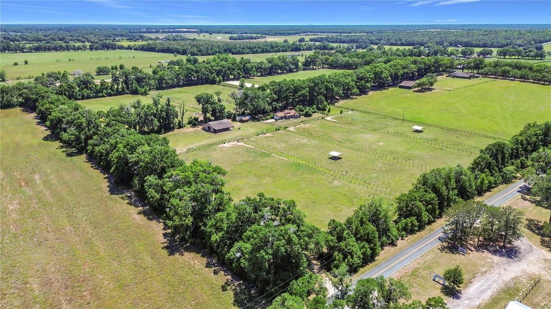 Farm Ranch in Dunnellon, Florida, United States 1 - 17975136