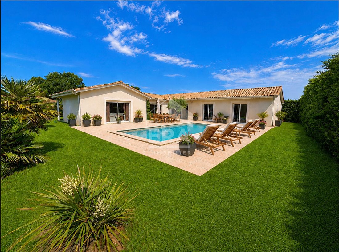Villa in Mestras, Gujan-Mestras, France 1 - 17977320