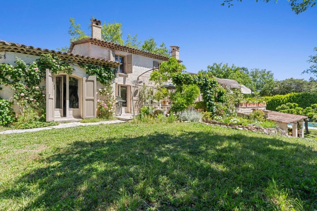 Villa in Opio, Provence-Alpes-Côte d'Azur, France 1 - 17976720