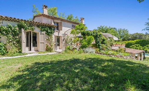 Villa in Opio, Provence-Alpes-Côte d'Azur, France 1