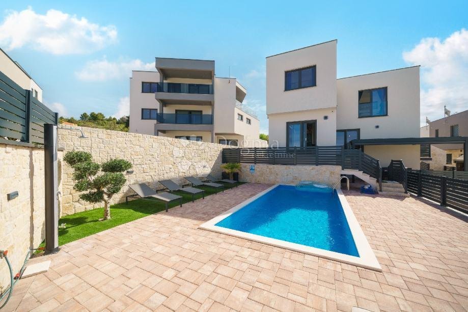 Apartment in Vodice, Sibenik-Knin County, Croatia 1 - 17979347