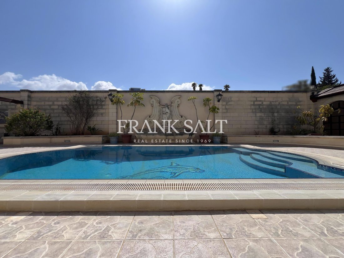 Bungalow in Iklin, Malta 2 - 17770665