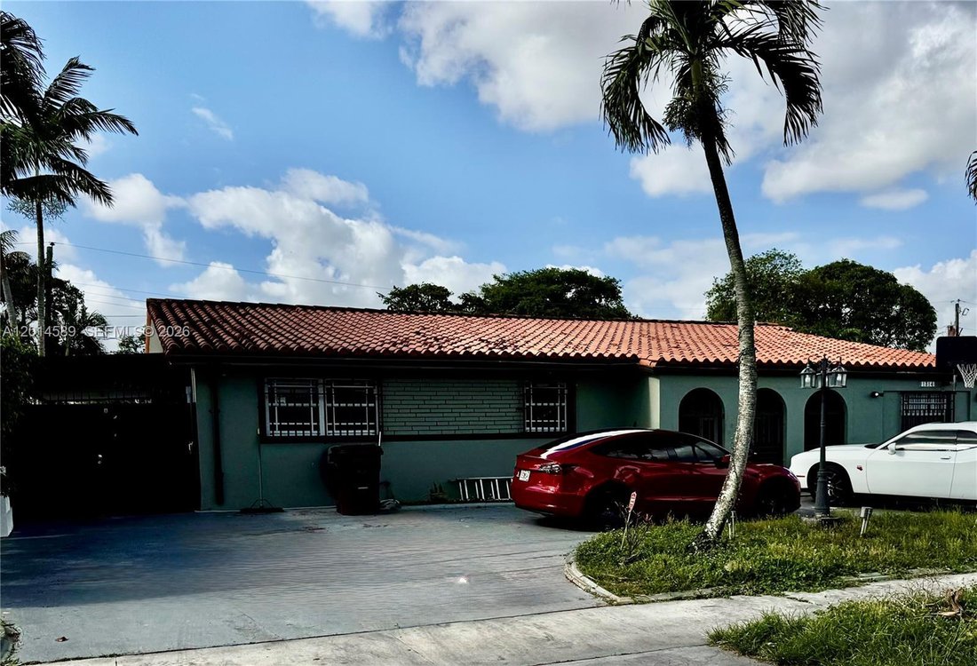House in Miami Lakes, Florida, United States 1 - 17979446