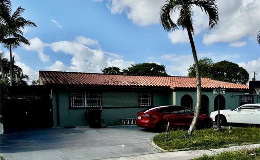 House in Miami Lakes, Florida, United States 1