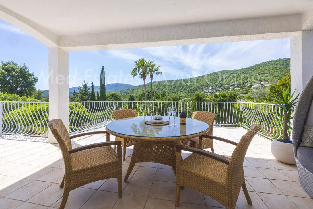 Villa in La Croix-Valmer, Provence-Alpes-Côte d'Azur, France 4 - 17974972