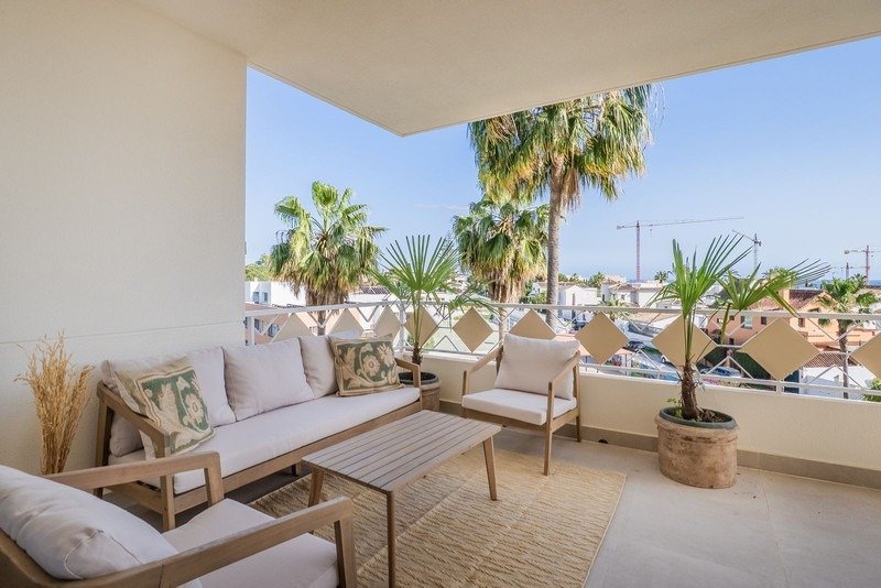 Apartment in Elviria-Cabopino, Marbella, Spain 1 - 17980305