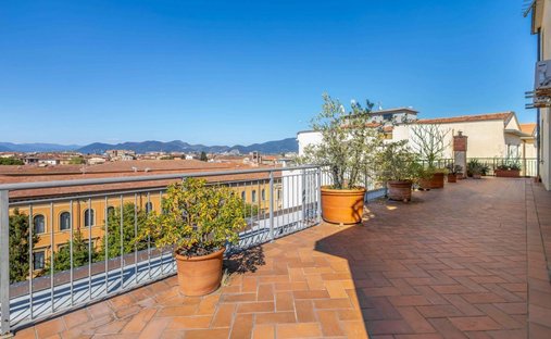 Penthouse in San Martino, Pisa, Italy 1