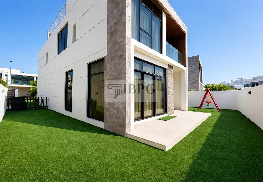 Villa in Damac Hills, Dubai, United Arab Emirates 2 - 17976742