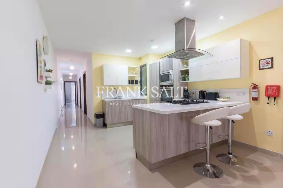 Apartment in Saint Julian's, Malta 2 - 17770733