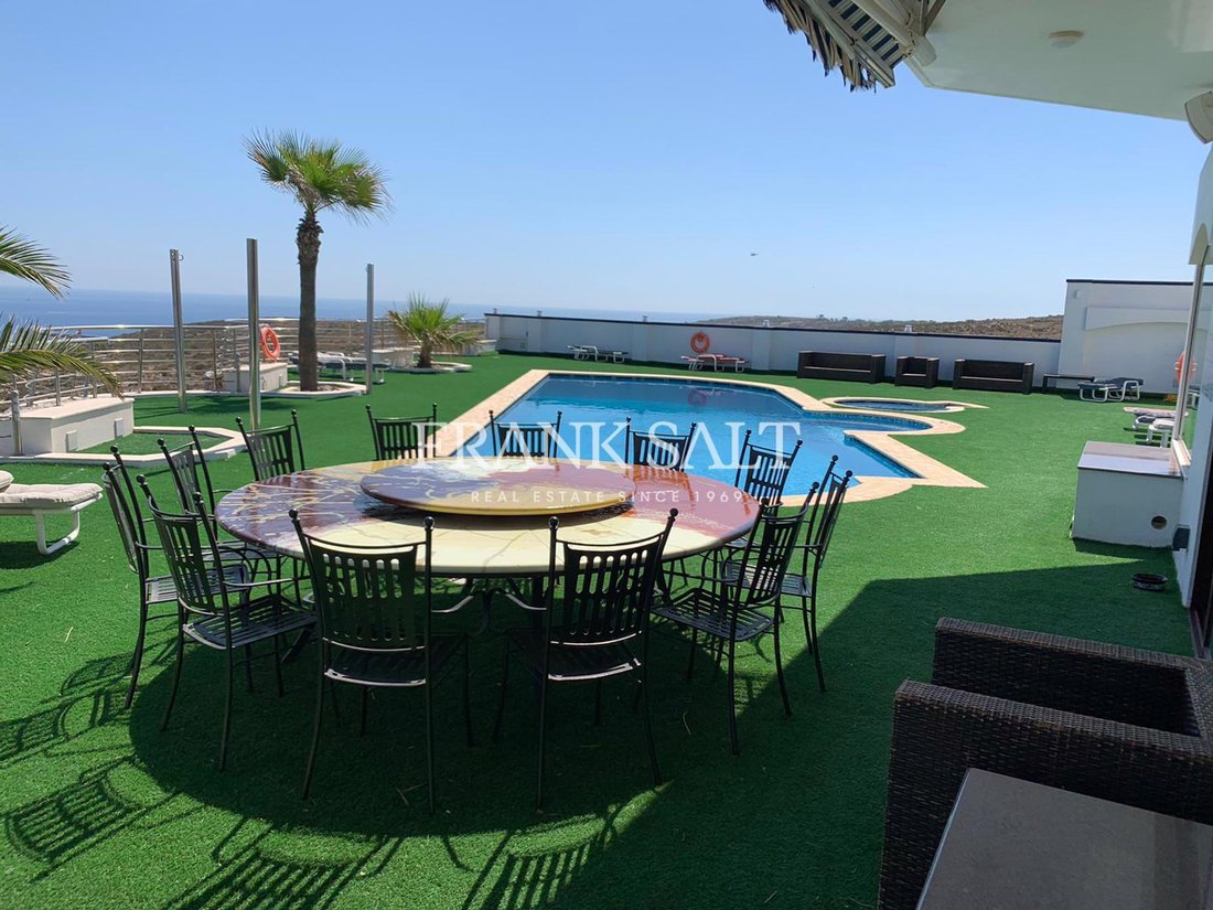 Bungalow in Mellieha, Malta 2 - 13822214