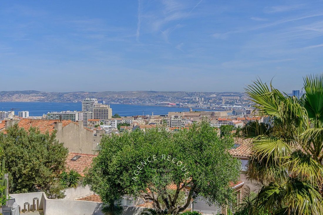 Apartment in Bompard, 7e Arrondissement, Marseille 2 - 17980468