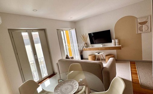Apartment in Cedofeita, Santo Ildefonso, Se, Miragaia, Sao Nicolau e Vitoria, Porto District, Portugal 1