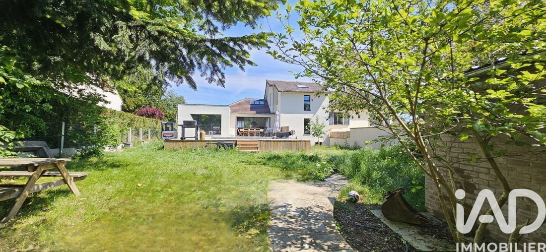 House in Village, Bouffemont, France 4 - 17980820