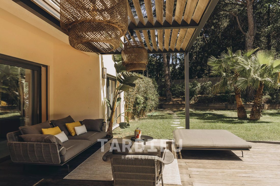 House in Gassin, Provence-Alpes-Côte d'Azur, France 3 - 17976706