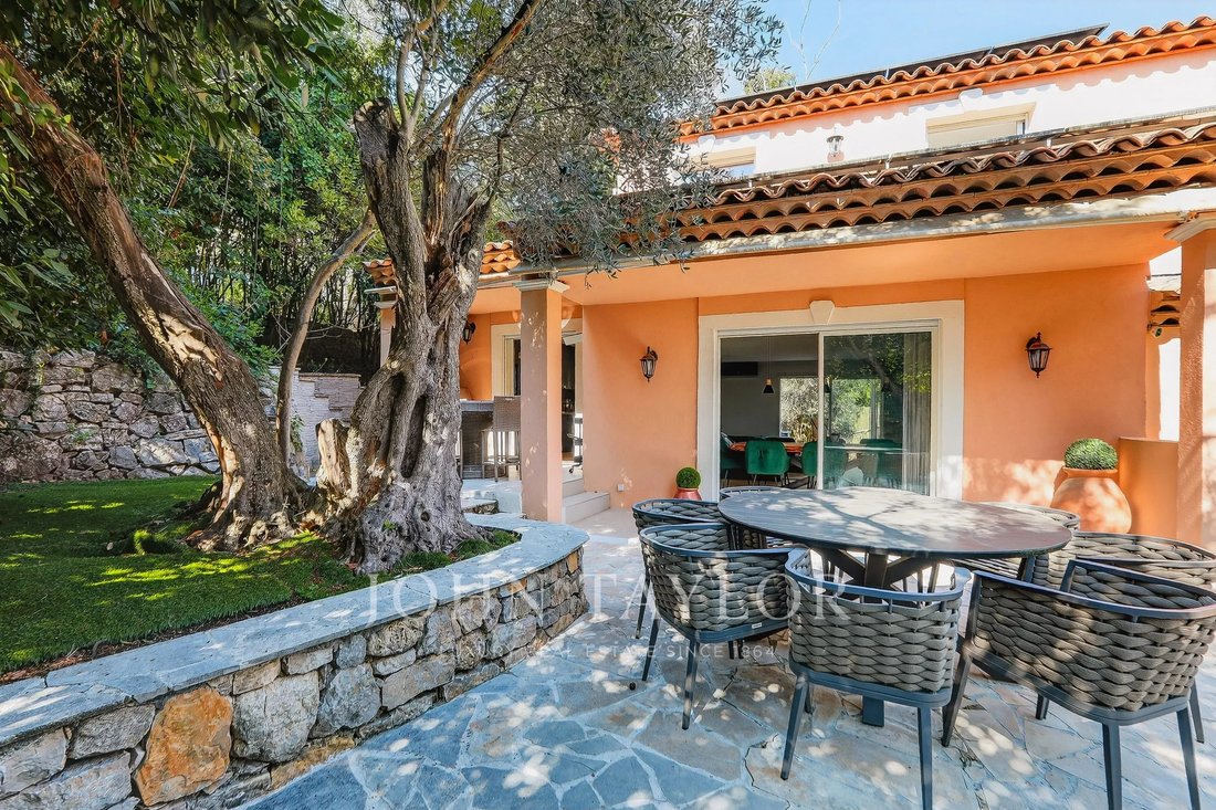 Villa in Mougins, Provence-Alpes-Côte d'Azur, France 3 - 17976776