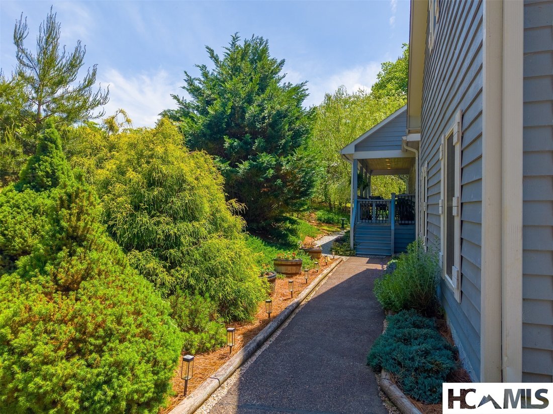 House in Franklin, North Carolina, United States 5 - 17978102
